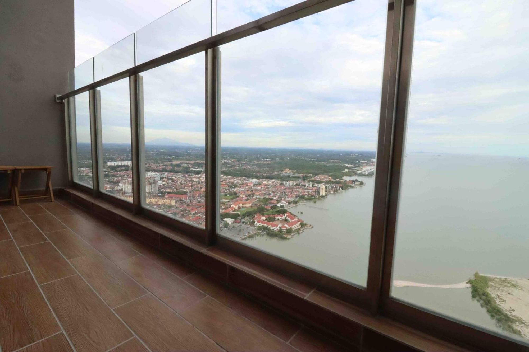 Attic Home Melaka Silverscape Residence & Jonker Room photo